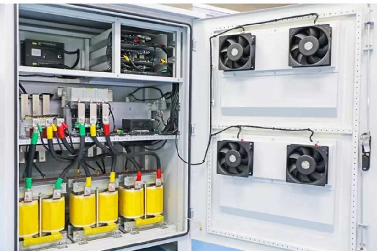 active voltage conditioner